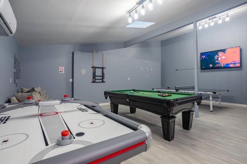 Holiday home Pocono Retreat Movies Games Spacious