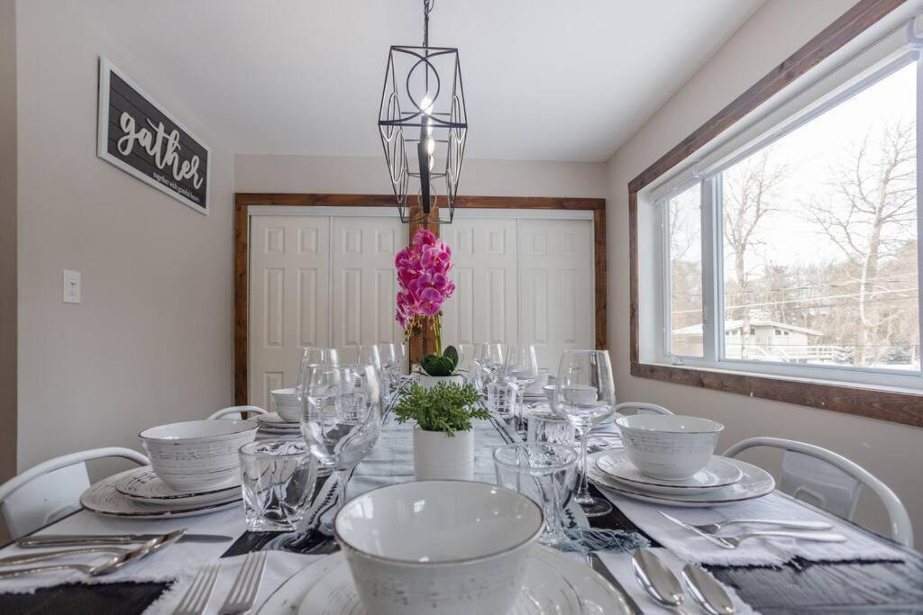 Holiday home Pocono Retreat Movies Games Spacious